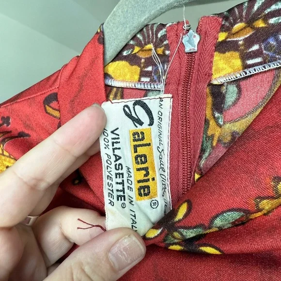 Vintage 90s Red Baroque Crest Maxi Dress Mock Neck Long Sleeve Slit Size S M - Picture 6 of 7